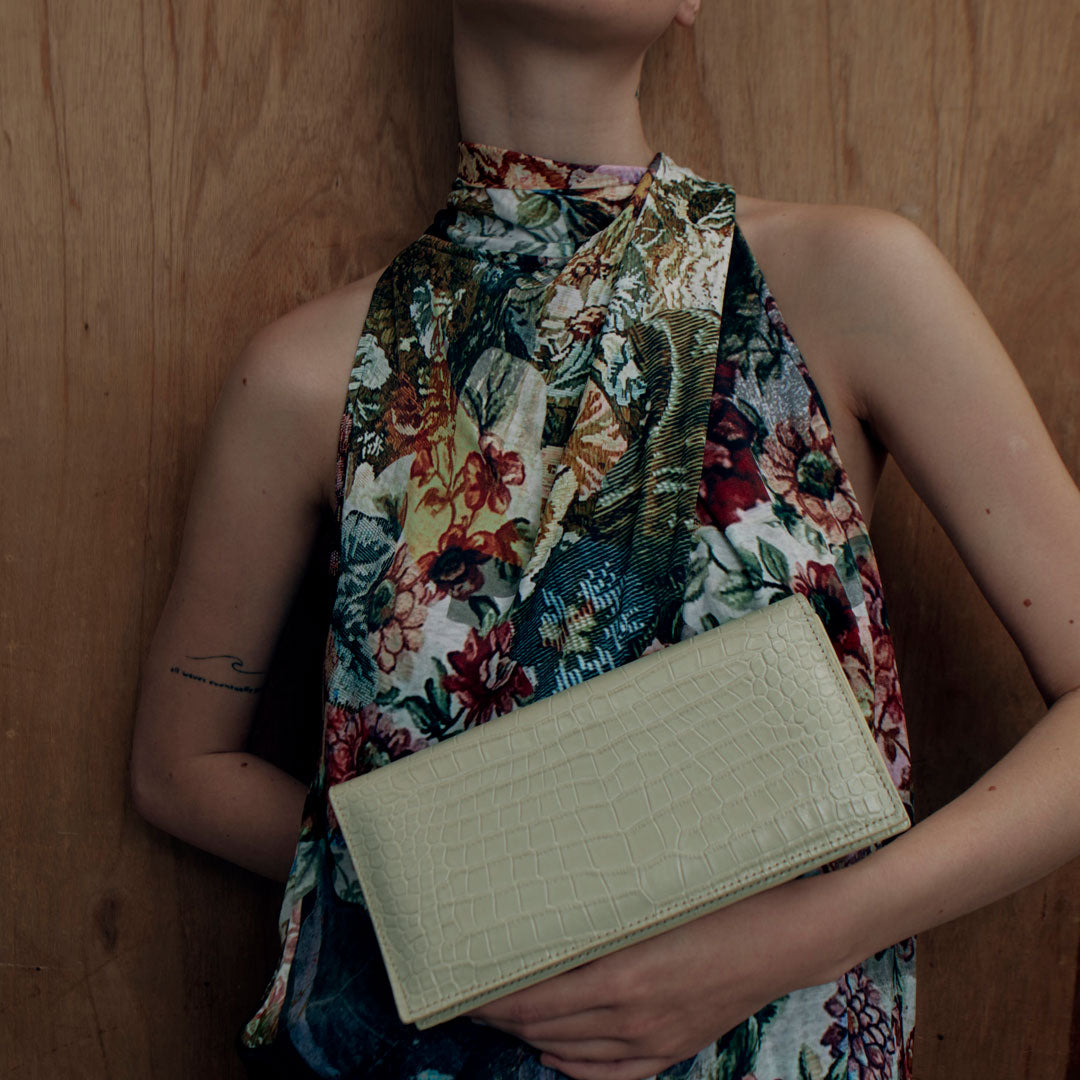 SIENNA STRETCH WHITE LINEN